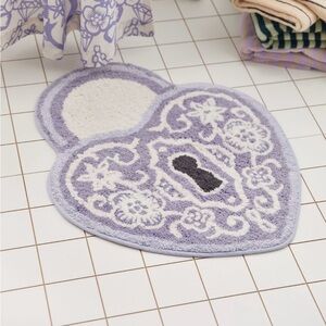 Urban Outfitters Heart Locket Bath Mat Rug - Thumbnail 2